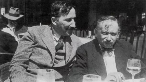 Stefan Zweig et Joseph Roth au Café Tournon, témoins et victimes d’une Europe à l’agonie.